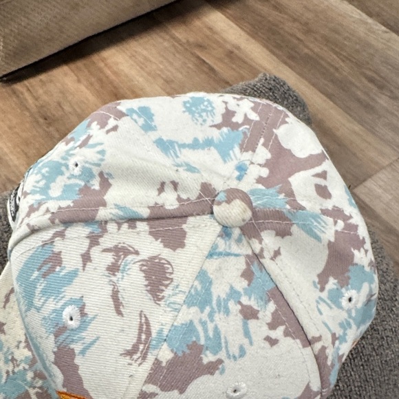 Star Wars Rogue Leader Echo Base Hat - Blue, Gray, White - Picture 8 of 8